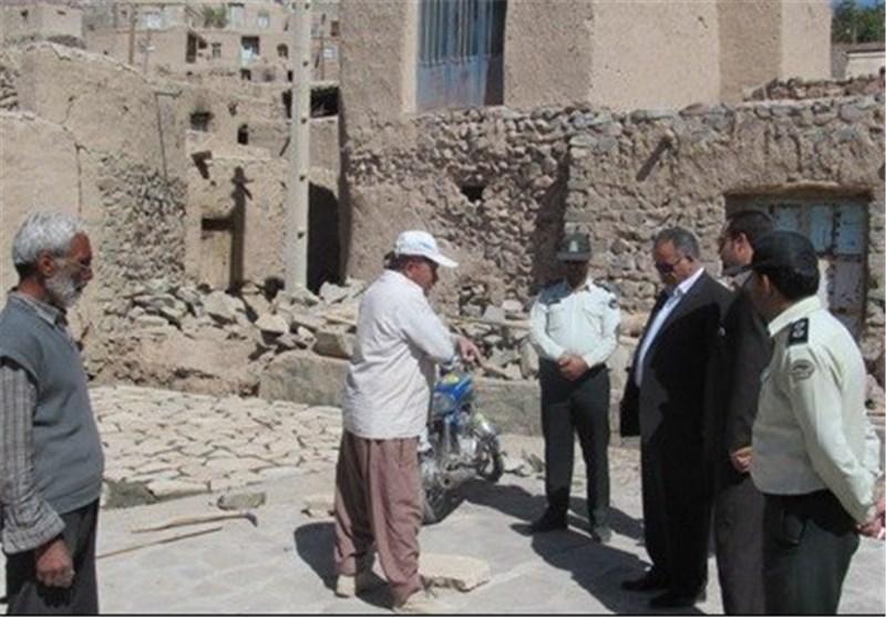 7 هزار سند مالکیت اماکن روستایی درمیان صادر شد 7 هزار سند مالکیت اماکن روستایی درمیان صادر شد