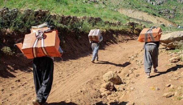 کولبران مجاز به ورود 800 قلم کالا هستند کولبران مجاز به ورود 800 قلم کالا هستند